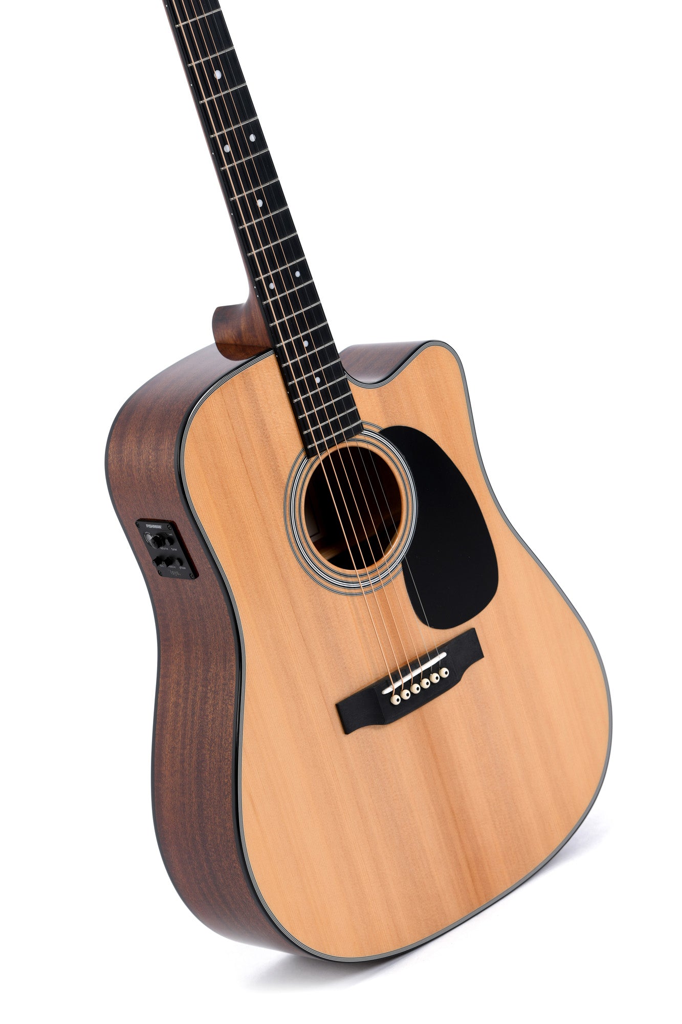 Modèle DMC-1E, Dreadnought pan coupé, table épicéa massif, f/e acajou, touche micarta, EQ Fishman, naturel brillant