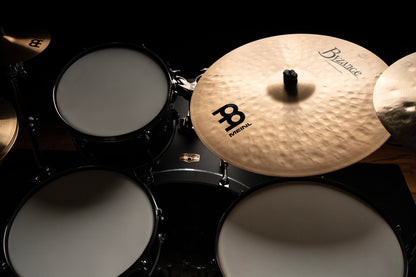 Ride Traditional 22" Extra Hammered, Alliage bronze B20, Martelée à la main, Finition traditionnelle