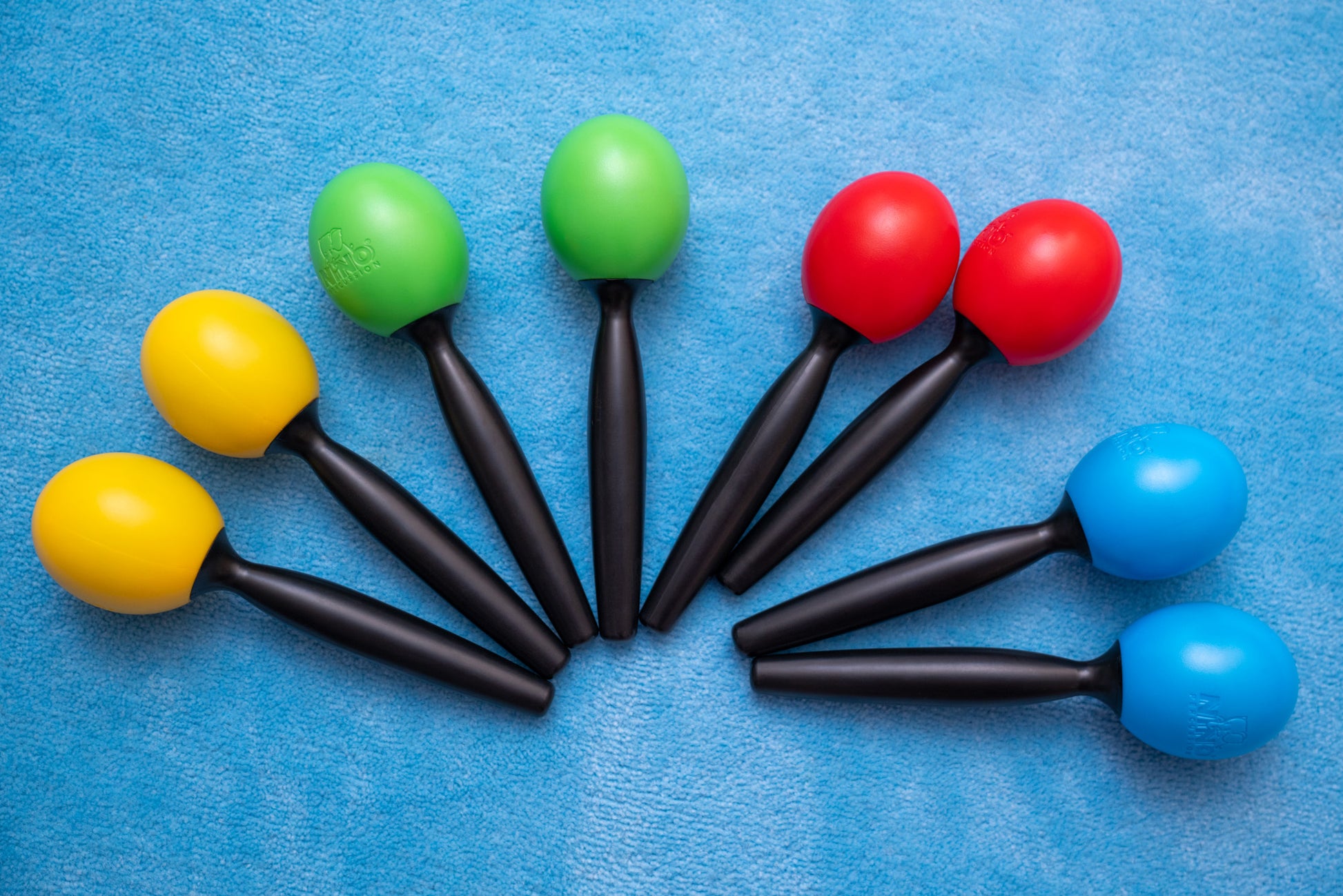 MARACAS NINO MEDIUM rouge EN ABS