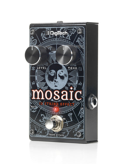 Pédale MOSAIC, pitch shifter polyphonique pour guitare, permet de créer le son d'une 12 cordes à partir d'une 6 cordes, noir