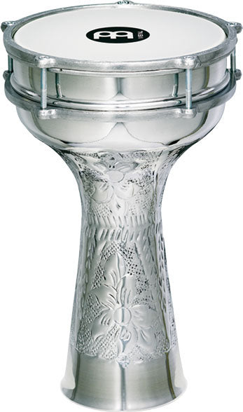 Darbouka aluminium martelé main, 18.5 x 34 cm, peau synthétique, clé d'accord
