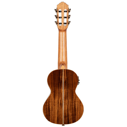 RGLE18ACA, EQ Ortega MagusUke, table acacia massif, fond & éclisses acacia, manche acajou (47 mm au sillet), housse luxe